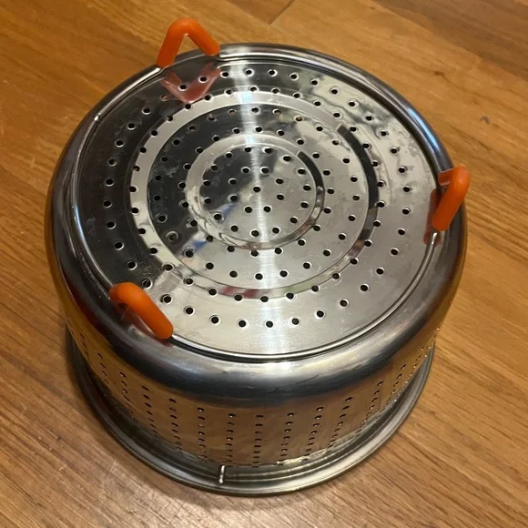 Ekovana Stainless Steel steam tray basket/Colander with Orange Handle - Picture 2 of 8